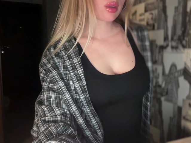 Melisa888 live cam on BongaCams