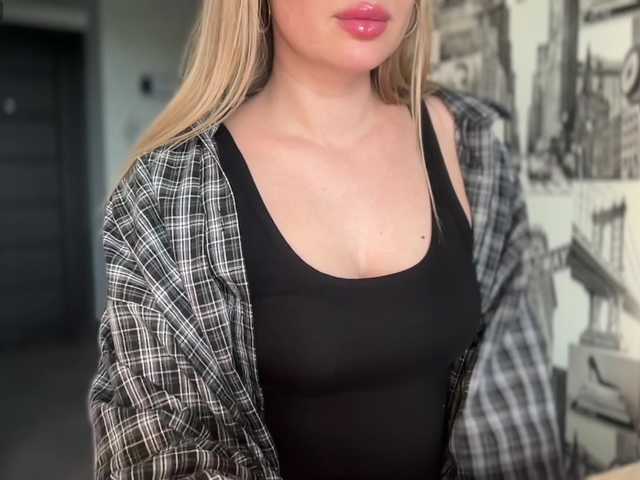 Melisa888 live cam on BongaCams