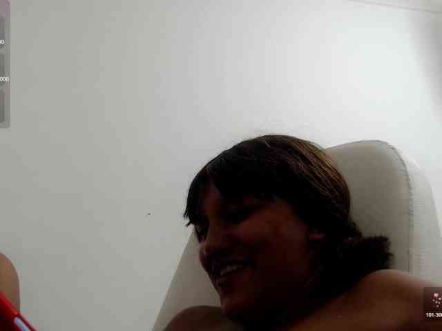 elly-willis webcam