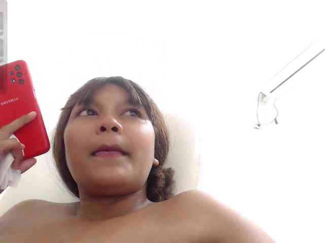 elly-willis webcam