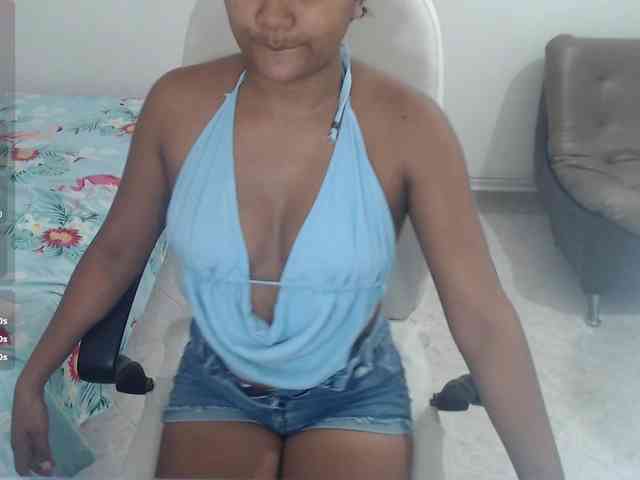 elly-willis webcam