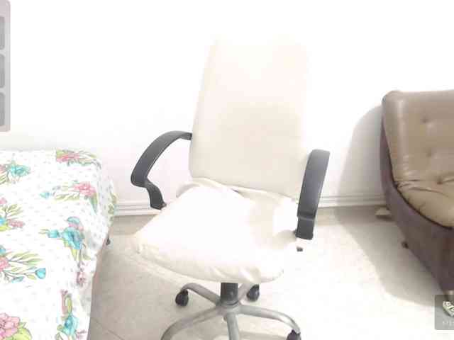 elly-willis webcam