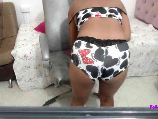 elly-willis webcam