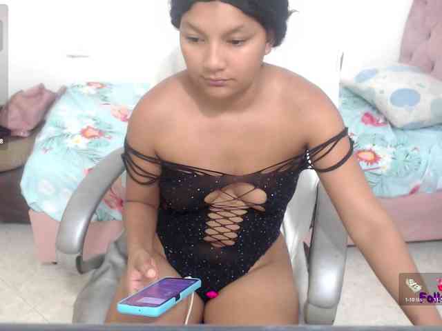 elly-willis webcam