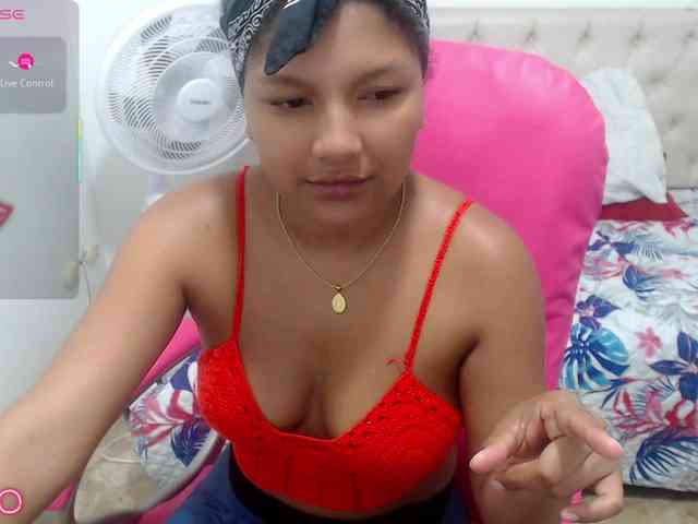 elly-willis webcam