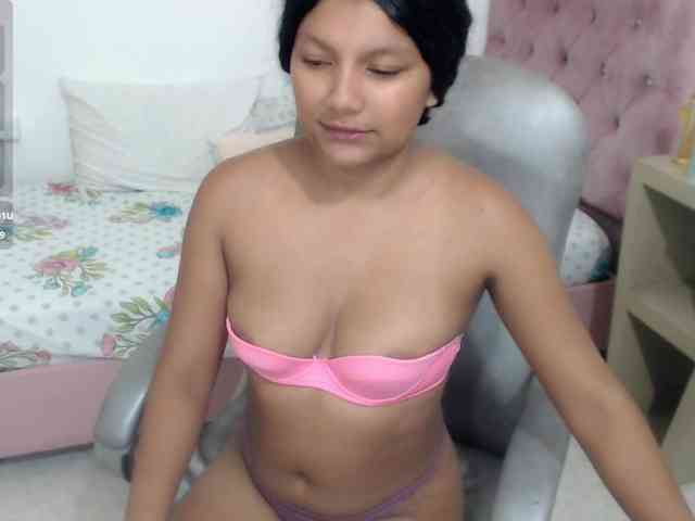 elly-willis webcam