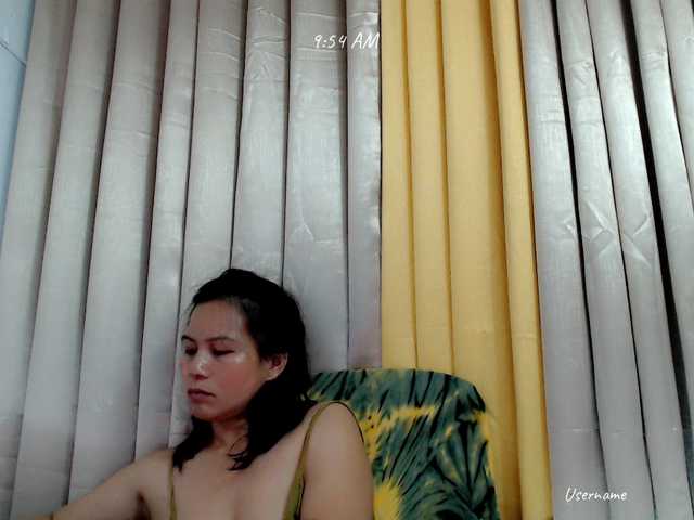 nemayhottits's BongaCams show and profile