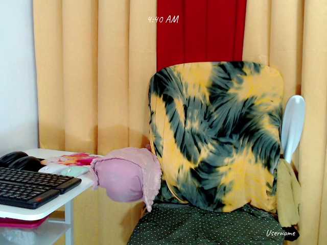nemayhottits live cam on BongaCams