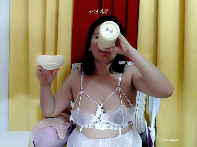 nemayhottits live cam on BongaCams