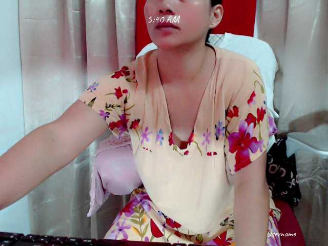 nemayhottits live cam on BongaCams