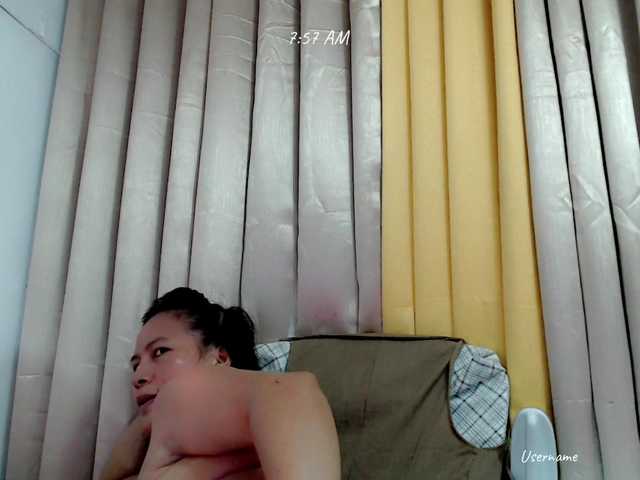 nemayhottits's BongaCams show and profile