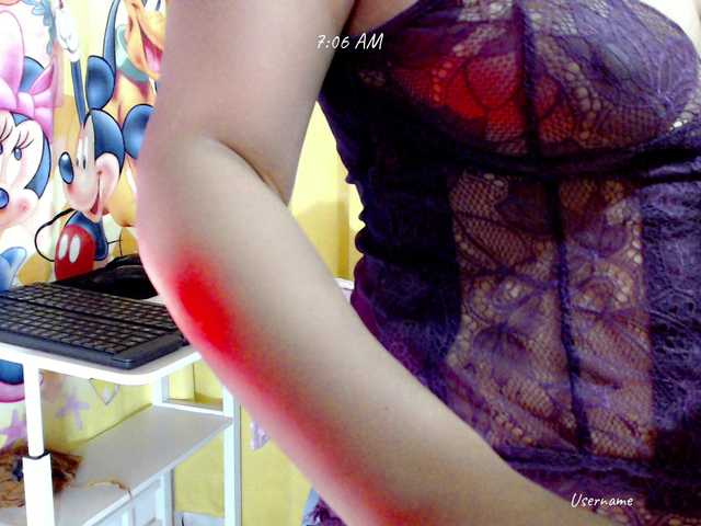 nemayhottits live cam on BongaCams
