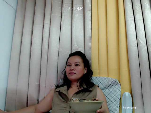 nemayhottits's BongaCams show and profile