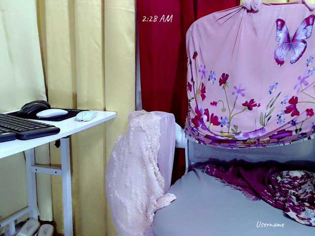 nemayhottits live cam on BongaCams