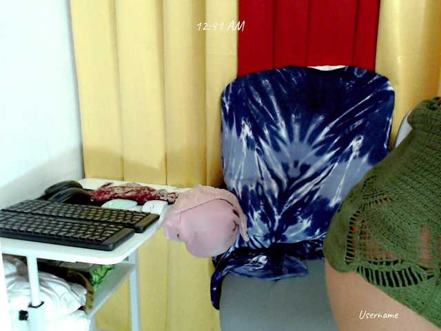 nemayhottits live cam on BongaCams