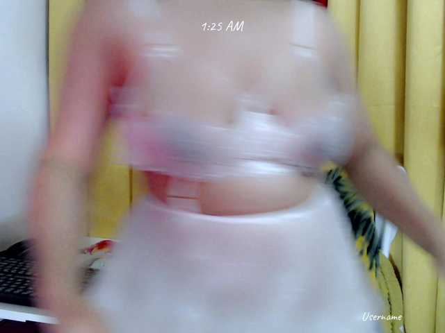 nemayhottits live cam on BongaCams