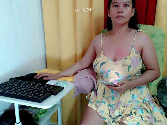 nemayhottits webcam