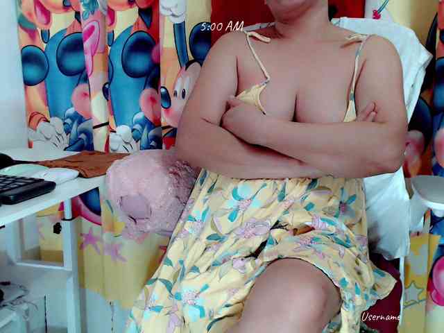 nemayhottits webcam