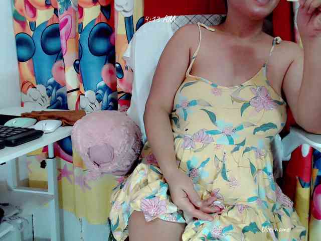 nemayhottits webcam