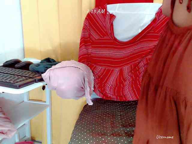 nemayhottits webcam