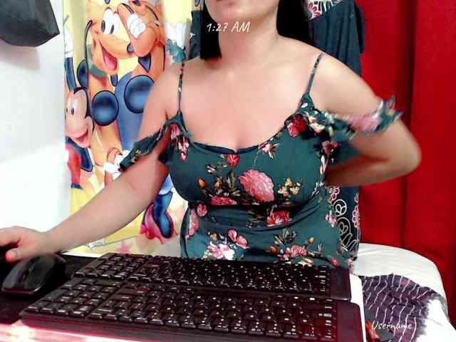 nemayhottits webcam