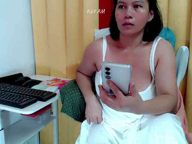 nemayhottits webcam