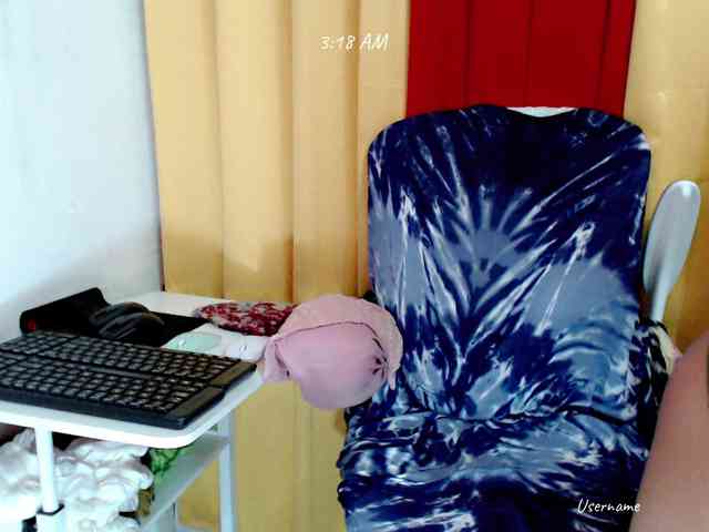 nemayhottits Sex Cam Show