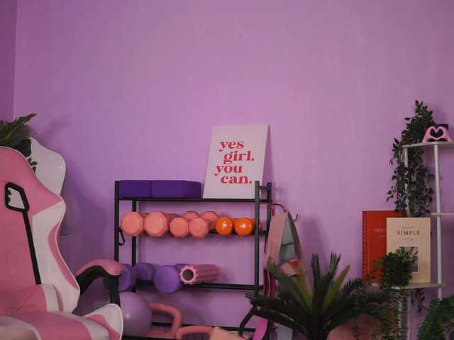 NyrobiNova live webcam show