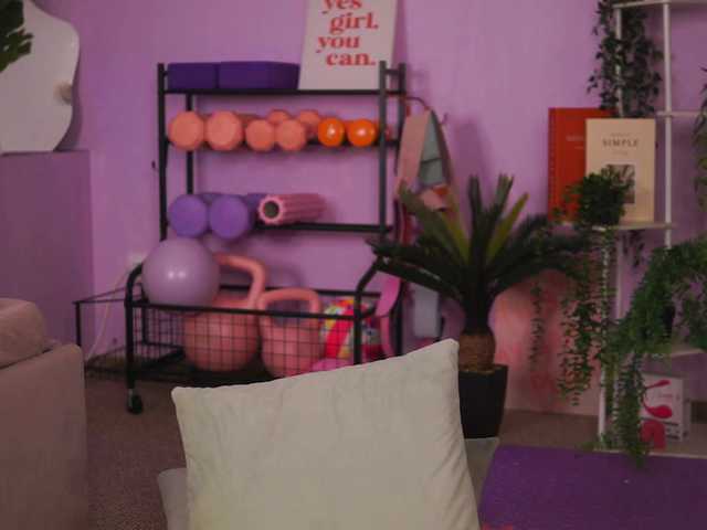 NyrobiNova live cam on BongaCams