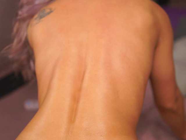 NyrobiNova live cam on BongaCams