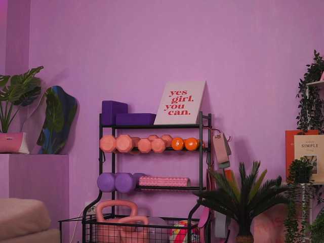 NyrobiNova live cam on BongaCams