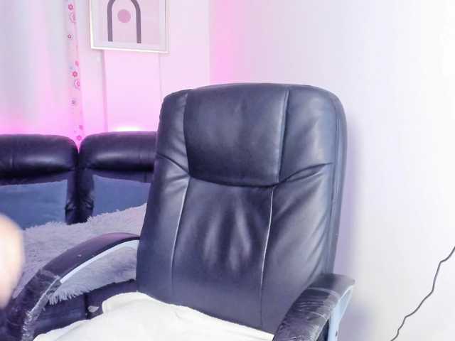 aniafox live cam on BongaCams