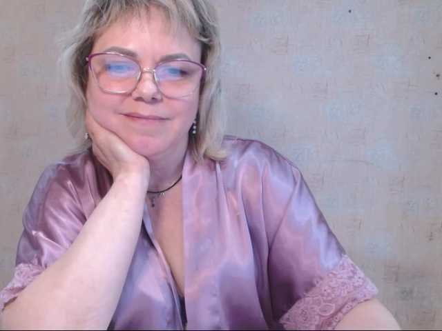 sweetsunset11 Live Cam and Statistics on UnifiedCams