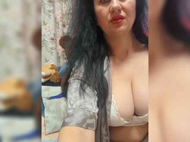 monica-blackk webcam