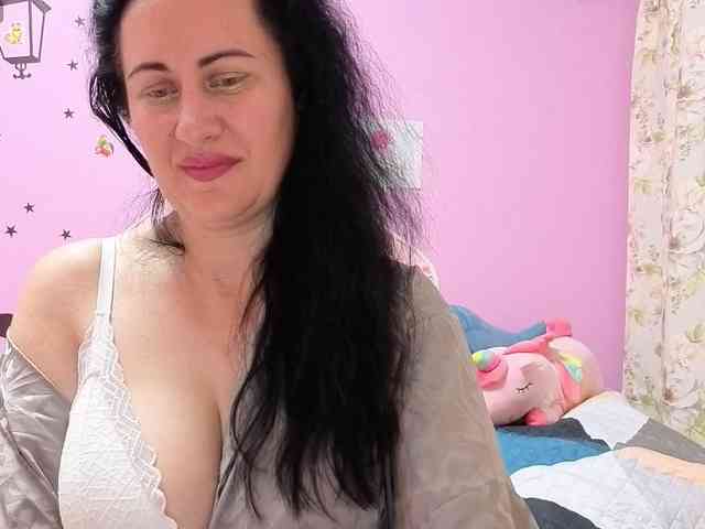 monica-blackk webcam