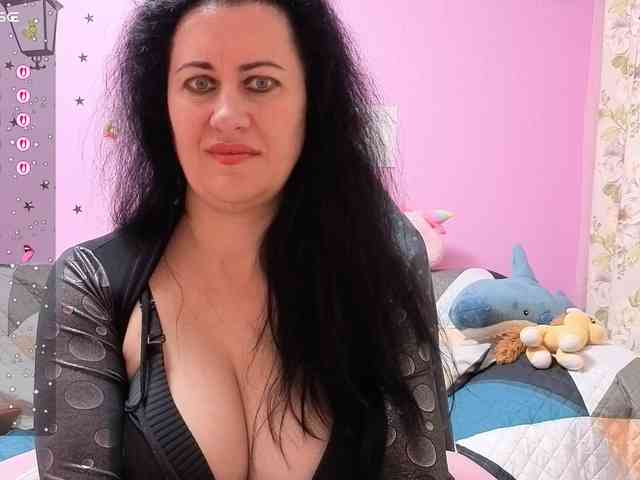 monica-blackk webcam