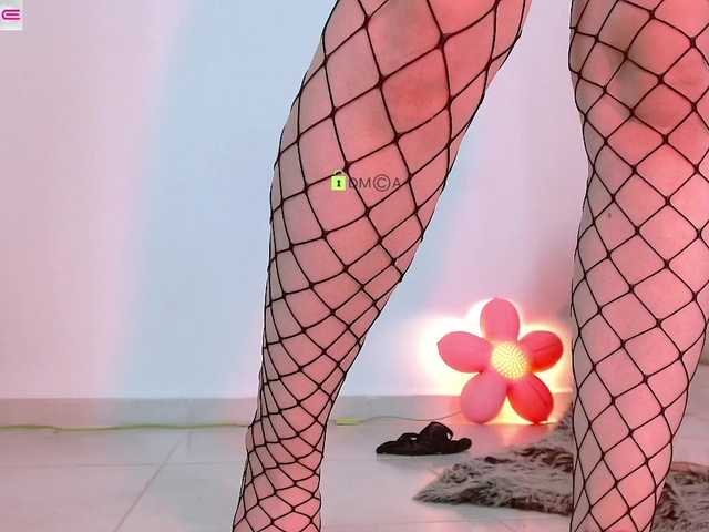 LauryMoons live cam on BongaCams