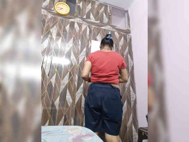 Hot_Devika