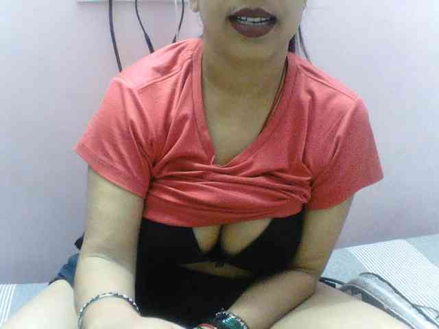 Hot_Devika