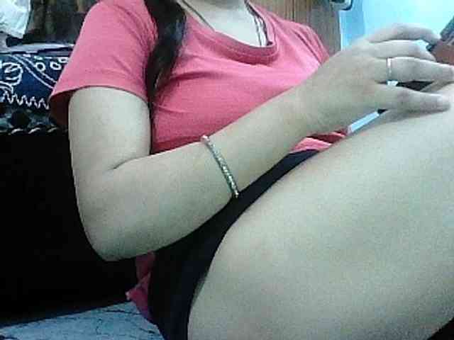 Hot_Devika