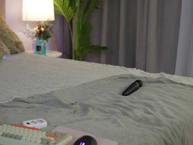OneLaya live cam on BongaCams