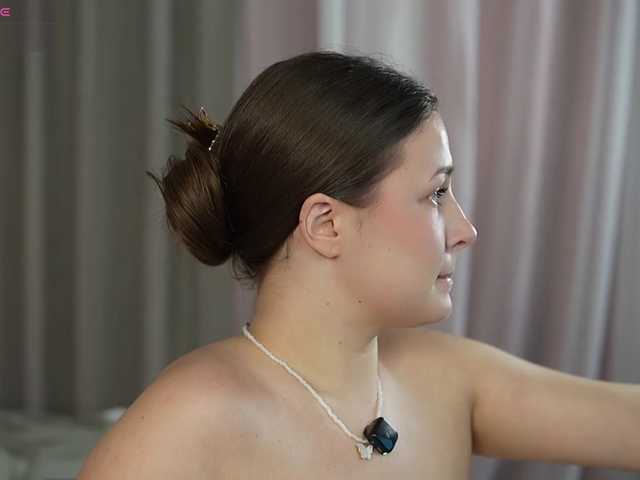 OneLaya live cam on BongaCams