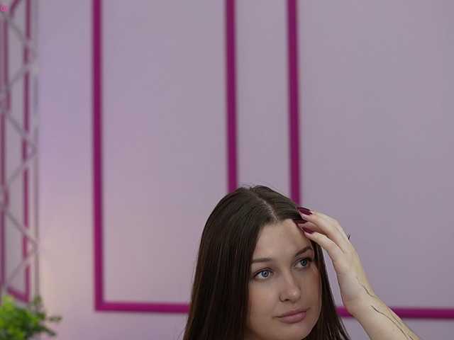 OneLaya live cam on BongaCams