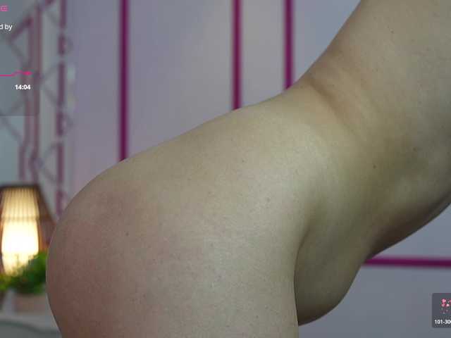 OneLaya live cam on BongaCams