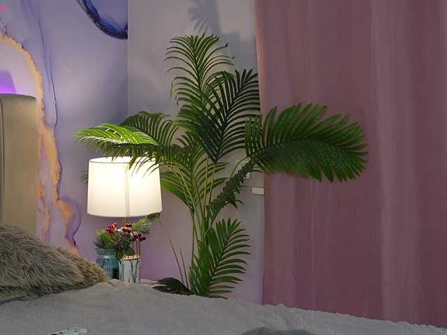 OneLaya live cam on BongaCams