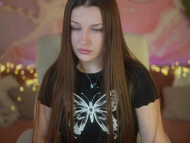 OneLaya live cam on BongaCams