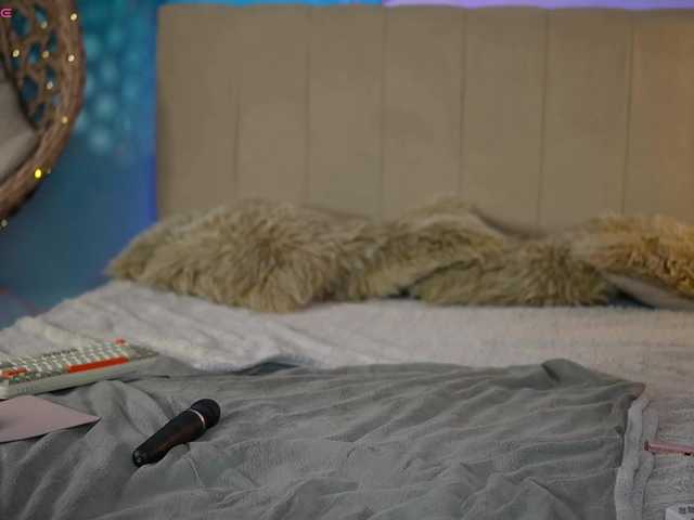 OneLaya live cam on BongaCams