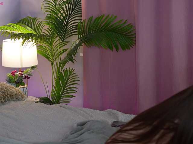 OneLaya live cam on BongaCams