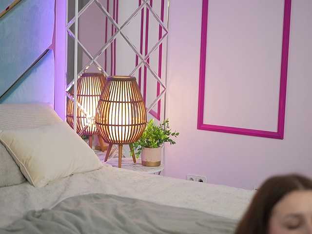 OneLaya live cam on BongaCams