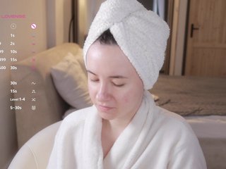 MissEssie Porn Show